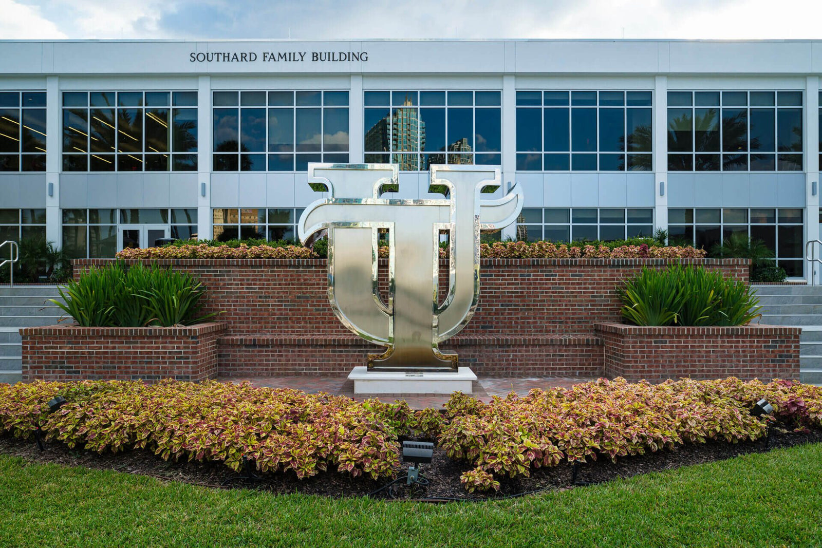 Choosing a college is a daunting decision, is UT right for you?